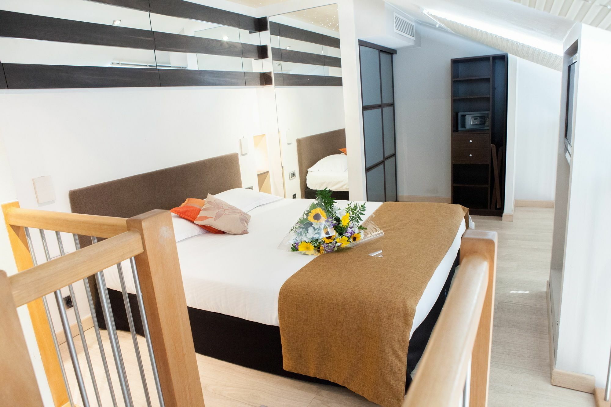 D'elsa Hotel